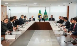 CARROS BIOELTRICOS - Governo e Montadoras debatem produo no Brasil